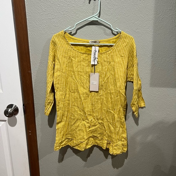 Lungo L’Arno Mustard Color 100% Linen White Stripes 3/4 Sleeve Tunic Top NWT - Picture 3 of 7